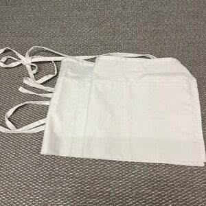 2 White 3 Pocket Waitress Aprons
